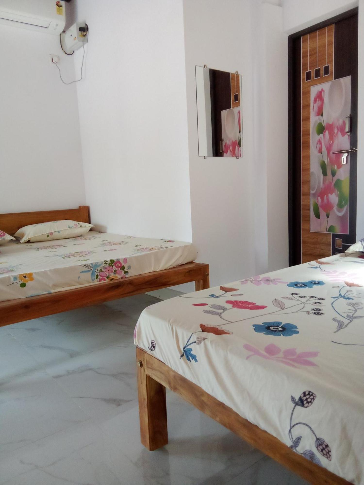 Gajananstay Beach Facing Rooms Gokarna Gokarna  Buitenkant foto